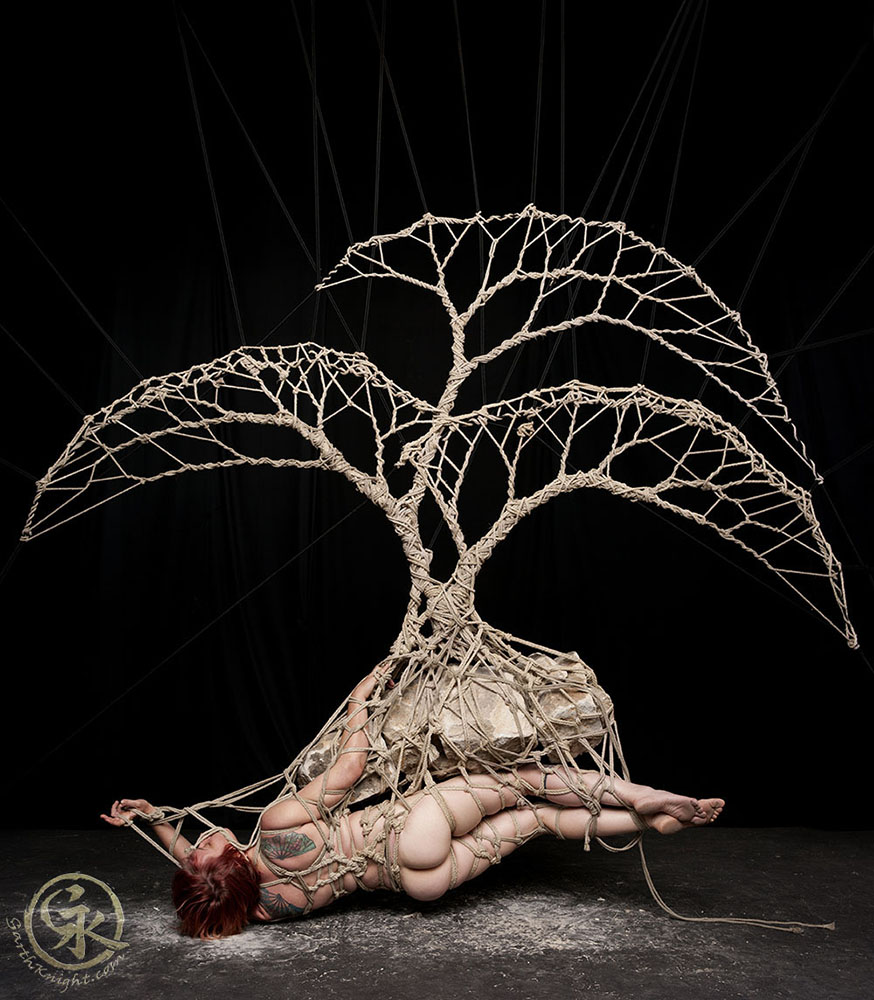 Chthonic. Garth Knight, 2014